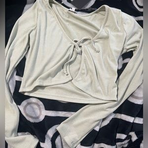 NWT fashion nova tie front crop top